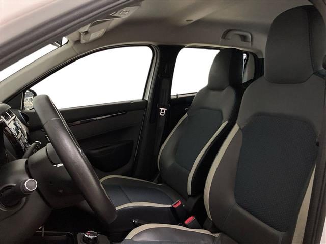 DACIA Spring usata, con Park Distance Control