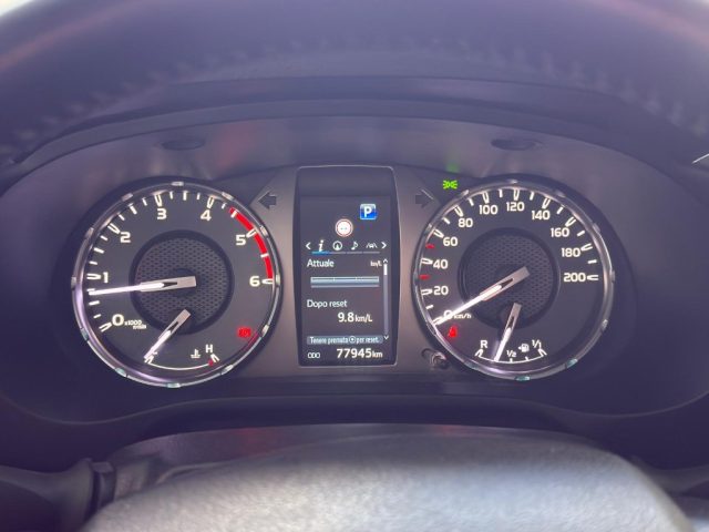 TOYOTA Hilux usata, con Specchietti laterali elettrici