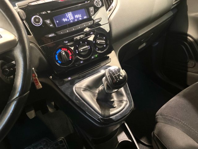 LANCIA Ypsilon usata, con ESP