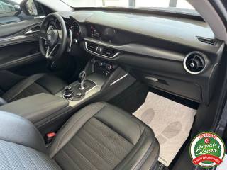 ALFA ROMEO Stelvio usata, con Controllo automatico clima