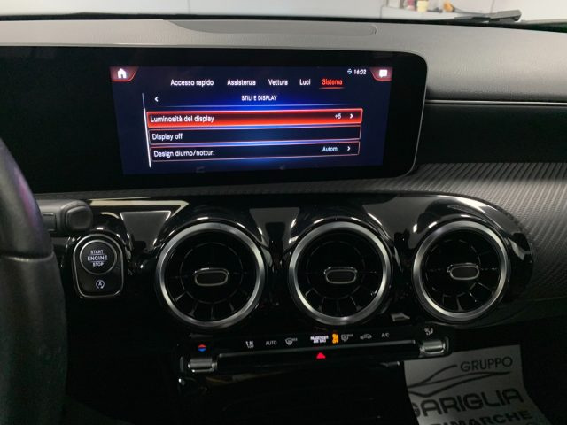 MERCEDES-BENZ CLA 180 usata, con Supporto lombare