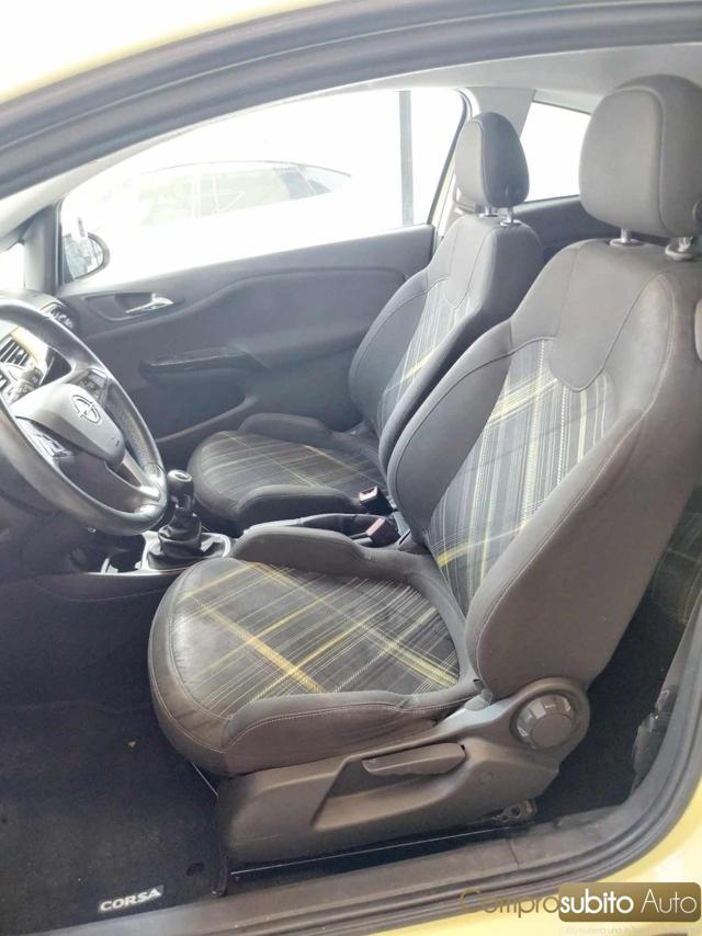 OPEL Corsa usata, con Controllo trazione