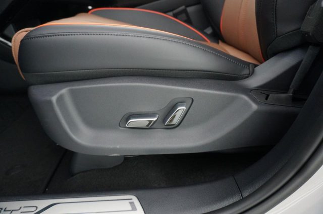 BYD Seal U usata, con Sedile posteriore sdoppiato