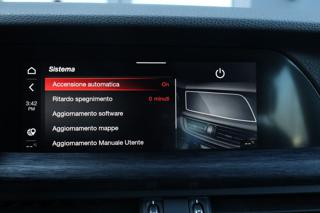 ALFA ROMEO Stelvio usata, con Specchietto retrovisore con funzione antiabbagliamento