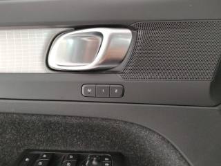 VOLVO XC40 usata 22