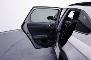 VOLKSWAGEN Taigo usata, con Sensore di luce