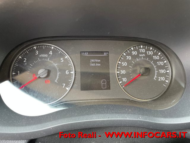 RENAULT Master usata, con Monitoraggio pressione pneumatici