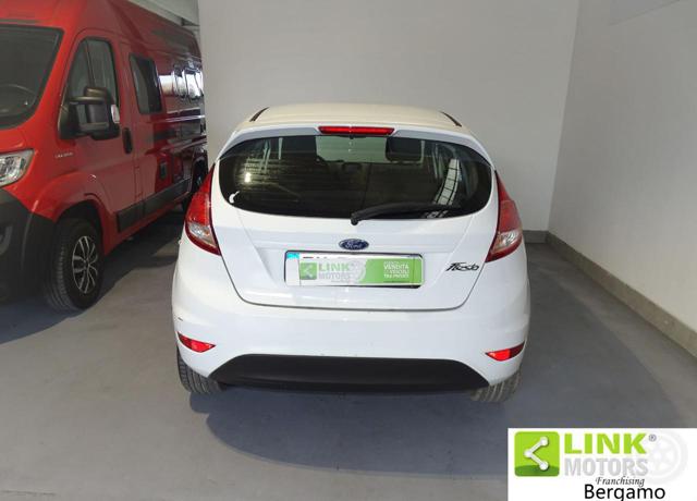 FORD Fiesta usata, con Specchietti laterali elettrici