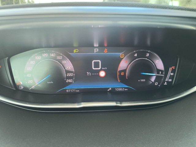 PEUGEOT 3008 usata, con Servosterzo