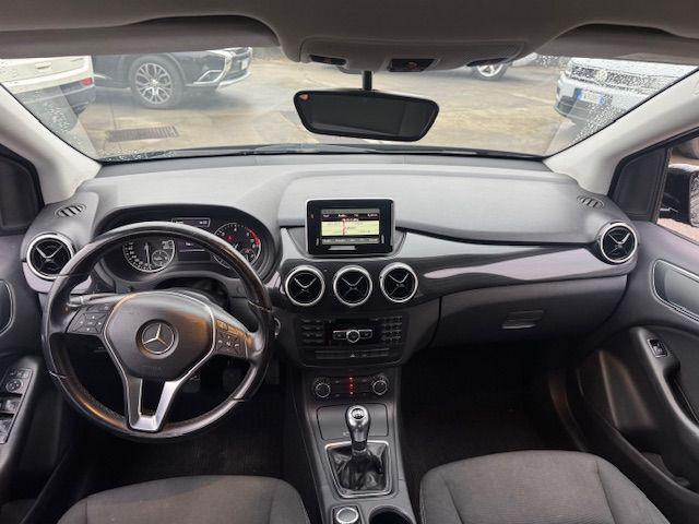MERCEDES-BENZ B 180 usata, con Cerchi in lega