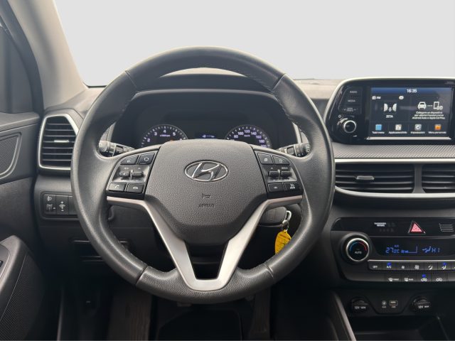 HYUNDAI Tucson usata 11