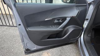PEUGEOT 2008 usata, con Volante in pelle