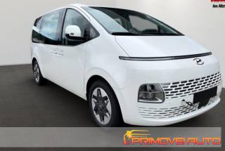 HYUNDAI Staria usata, con Autoradio