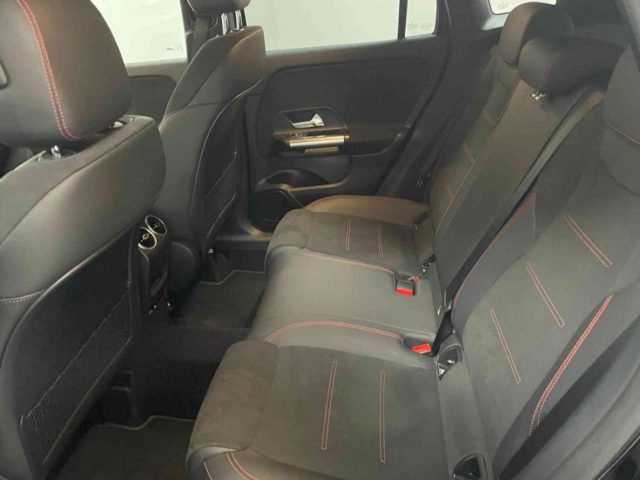 MERCEDES-BENZ GLA 200 usata, con Chiusura centralizzata