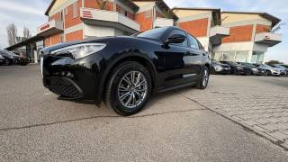 ALFA ROMEO Stelvio usata, con Sensori di parcheggio posteriori