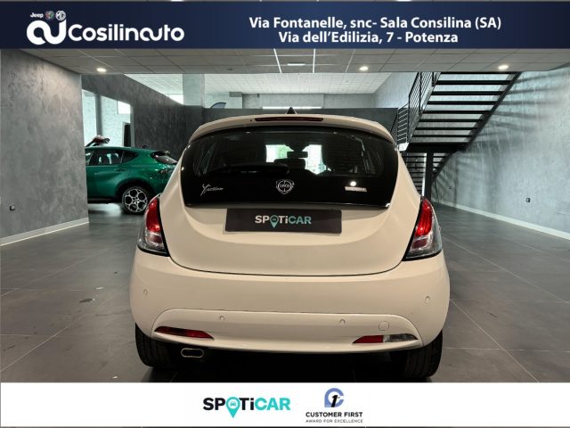 LANCIA Ypsilon usata, con Autoradio