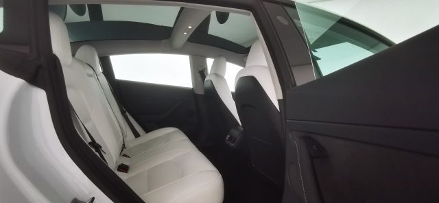 TESLA Model 3 usata, con Sensore di luce