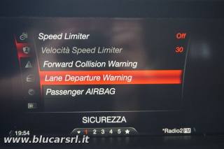 ALFA ROMEO Stelvio usata, con Autoradio digitale