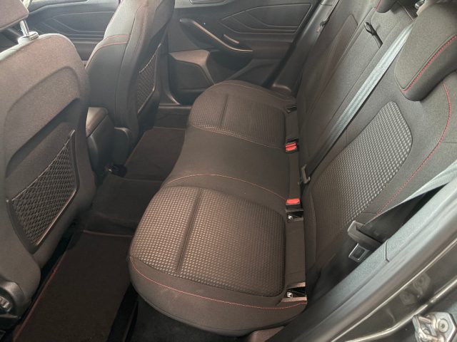 FORD Focus usata, con Bluetooth