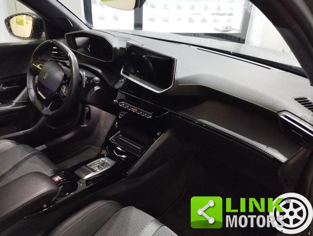 PEUGEOT 2008 usata, con Sedile posteriore sdoppiato