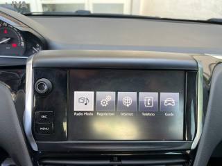 PEUGEOT 208 usata 18