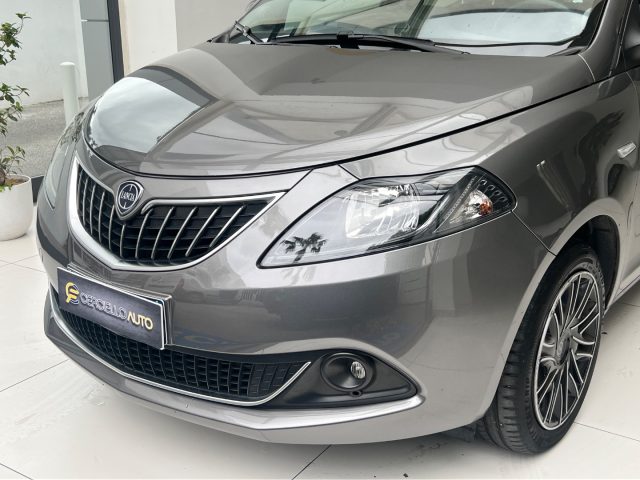 LANCIA Ypsilon usata, con Airbag