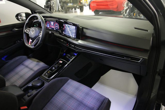 VOLKSWAGEN Golf usata, con Climatizzatore