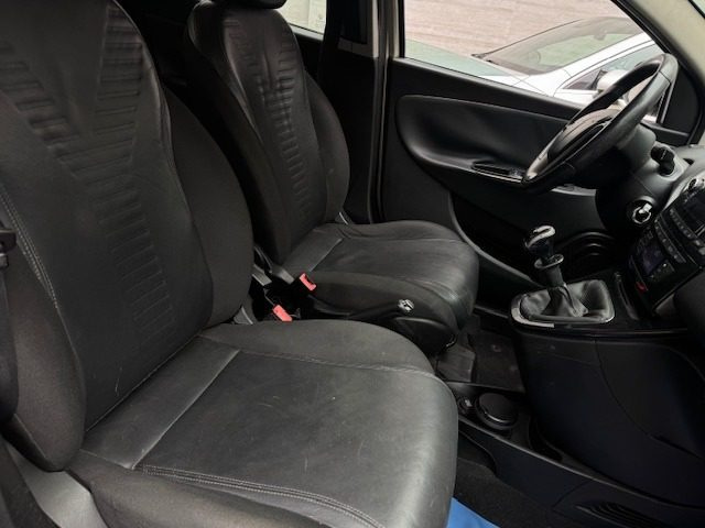 LANCIA Ypsilon usata, con Climatizzatore