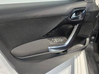 PEUGEOT 208 usata 45