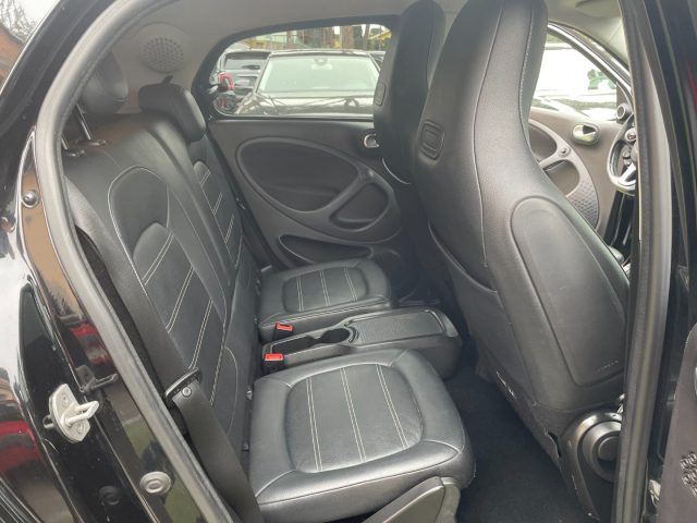 SMART ForFour usata, con Controllo automatico clima