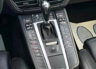 PORSCHE Macan usata, con USB