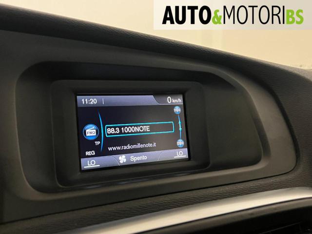 VOLVO V40 Cross Country usata, con ESP