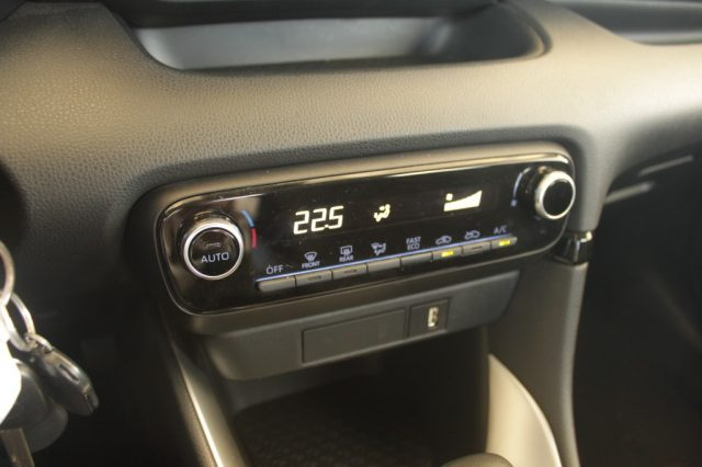TOYOTA Yaris usata, con Adaptive Cruise Control