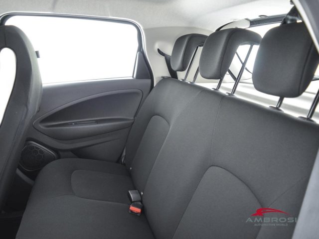 RENAULT ZOE usata 9