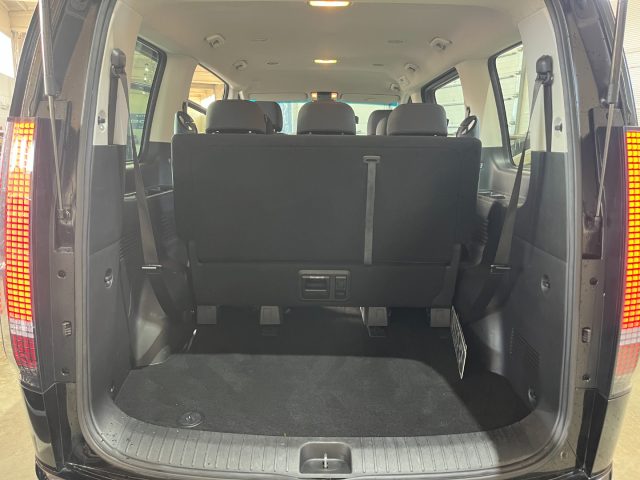 HYUNDAI Staria usata, con ESP