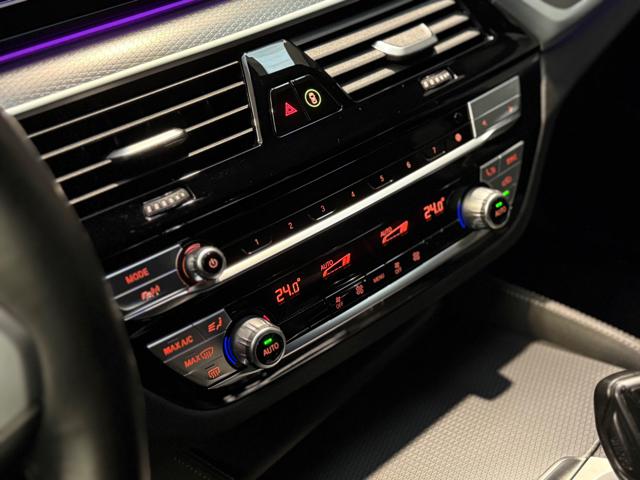 BMW 520 usata, con Touch screen