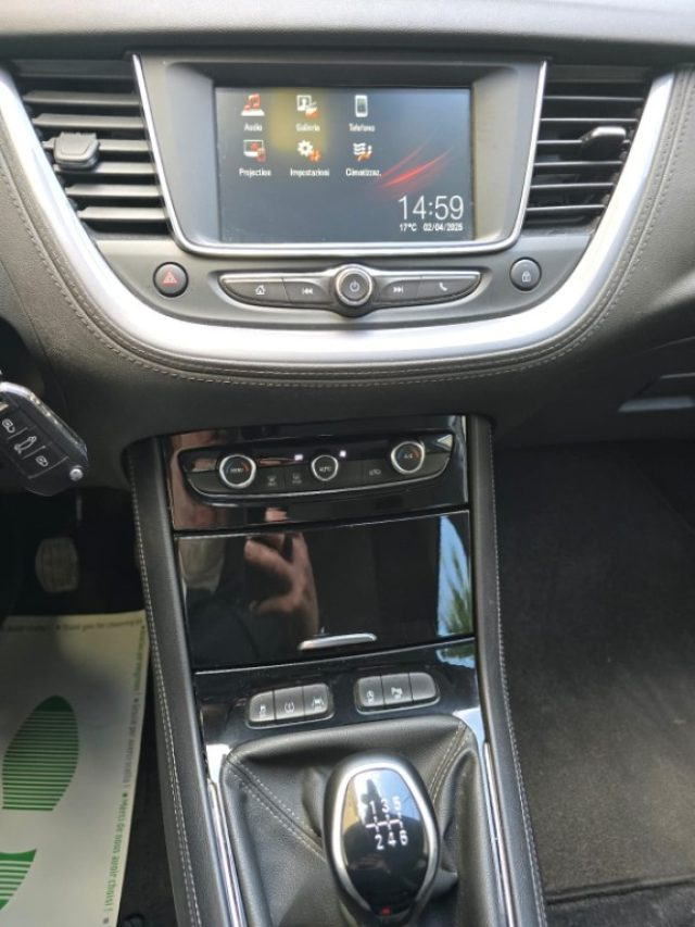 OPEL Grandland X usata, con Fendinebbia