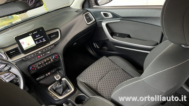KIA Ceed usata 23