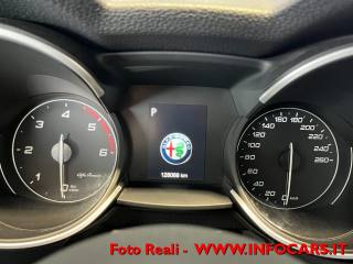 ALFA ROMEO Stelvio usata, con Fari Xenon