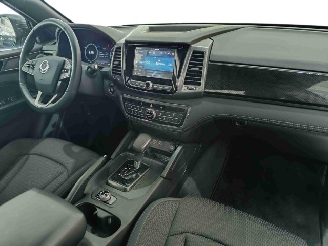 SSANGYONG REXTON usata, con Climatizzatore