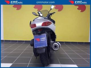 YAMAHA X-Max 250 usata 3
