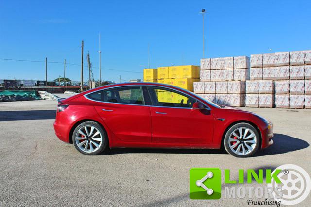 TESLA Model 3 usata, con Fendinebbia