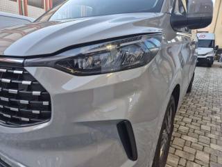 FORD Tourneo usata, con Autoradio