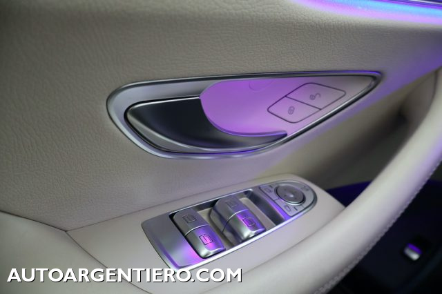 MERCEDES-BENZ E 220 usata, con Vivavoce
