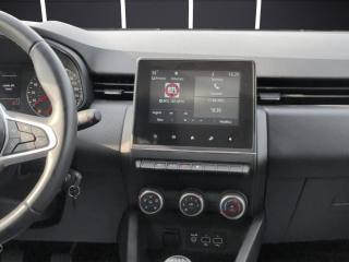 RENAULT Clio usata, con USB