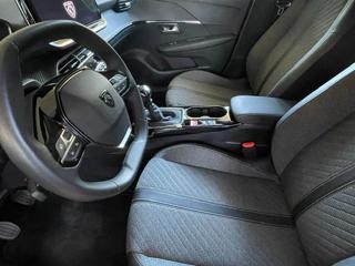 PEUGEOT 208 usata, con Sedile posteriore sdoppiato