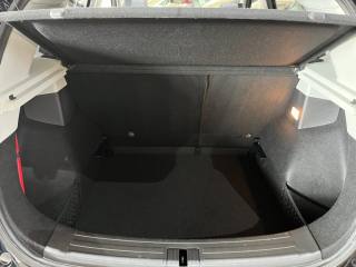 MG ZS usata, con Park Distance Control