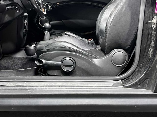 MINI Cabrio usata 27