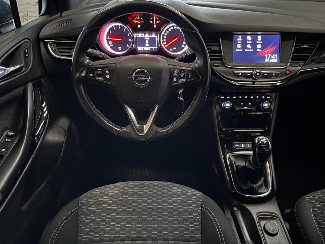 OPEL Astra usata, con Controllo automatico clima