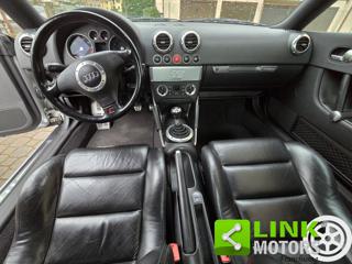 AUDI TT usata, con Autoradio